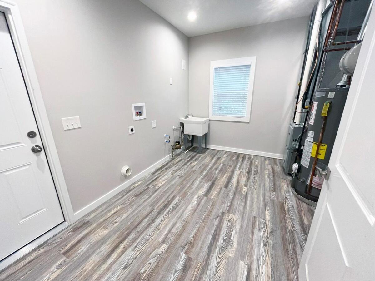 Beautiful Cozy New Build Home - Pet Friendly South Euclid Zewnętrze zdjęcie